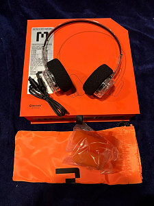 Накладные Bluetooth наушники Mondo by Defunc On-Ear, цвет - прозрачный