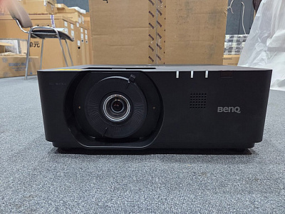 Проектор BenQ LU960ST Проектор BenQ LU960ST