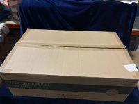 Встраиваемый пассивный сабвуфер M&K Sound IW28S в закрытом корпусе. Металлический прямоугольный гриль под покраску. Цвет: Белый.